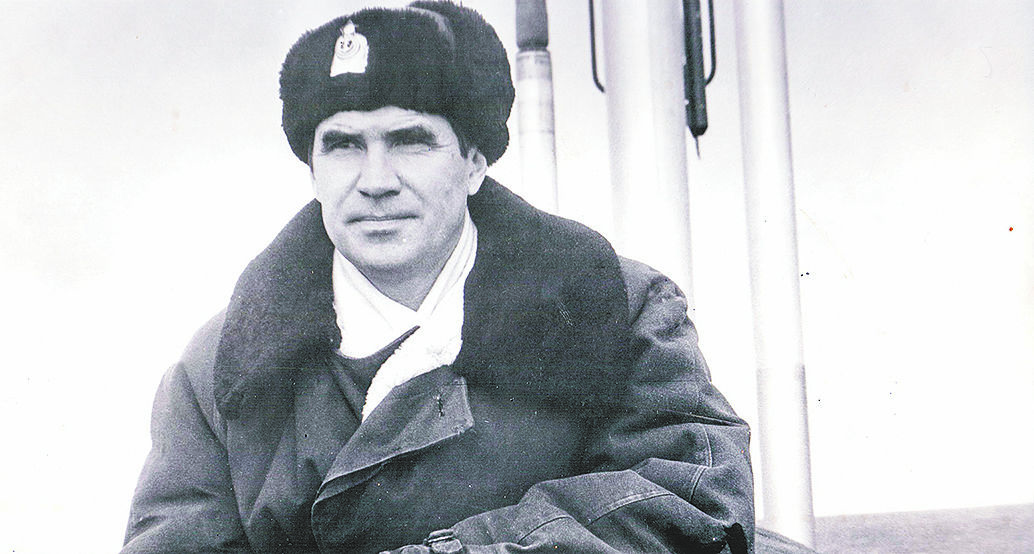 В Петербурге простились с Героем России моряком-подводником Аркадием Ефановым Герой Российской Федерации, капитан 1 ранга Аркадий Петрович Ефанов