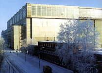 Главное здание Центра судоремонта  Звездочка